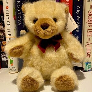 HOLIDAY SALE!! Carlton Cards HEARTWARMERS Teddy Bear Plush w/Ribbon 9” Toy